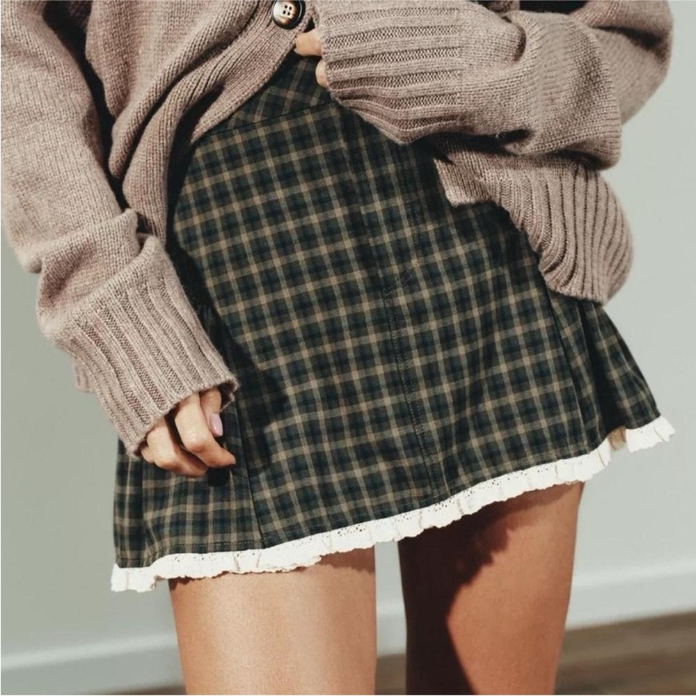 Zara plaid mini skirt